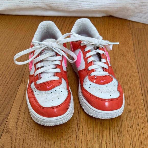 Nike Air Force 1 LV8 White Orange Pink Love Heart Sneakers FD1032 Valentine 1Y